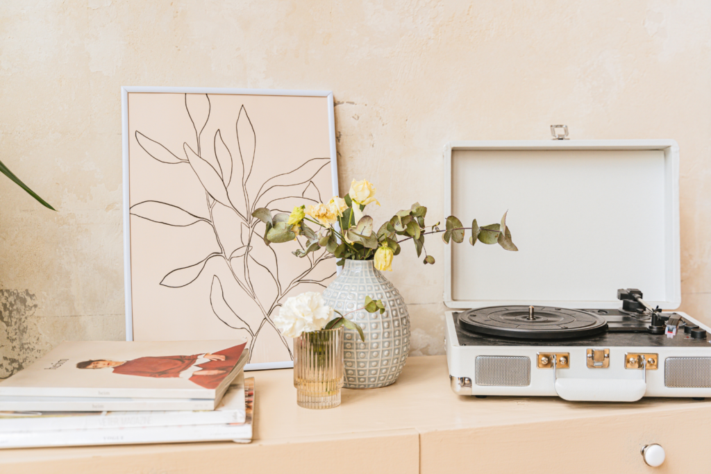 record player and boho style home decor